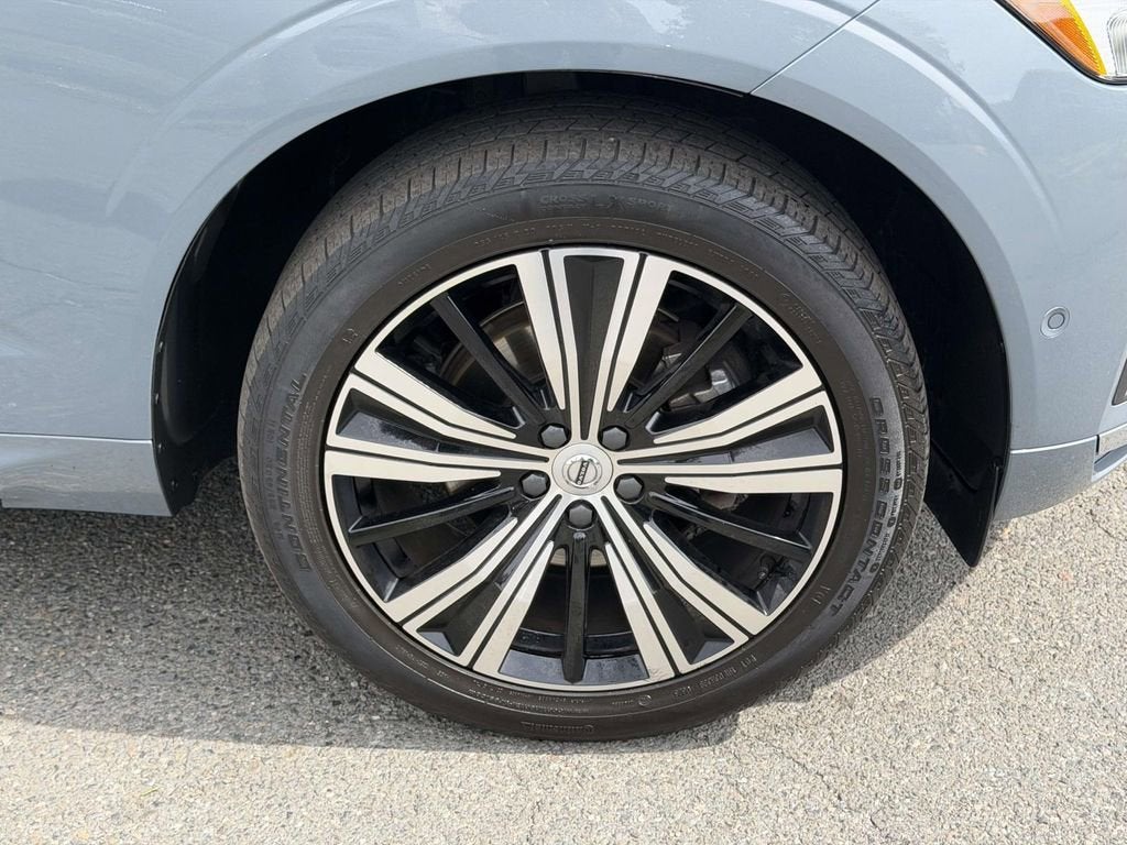 2023 Volvo XC60 B5 Plus Bright Theme
