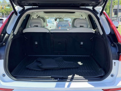 2024 Volvo XC60 B5 Core