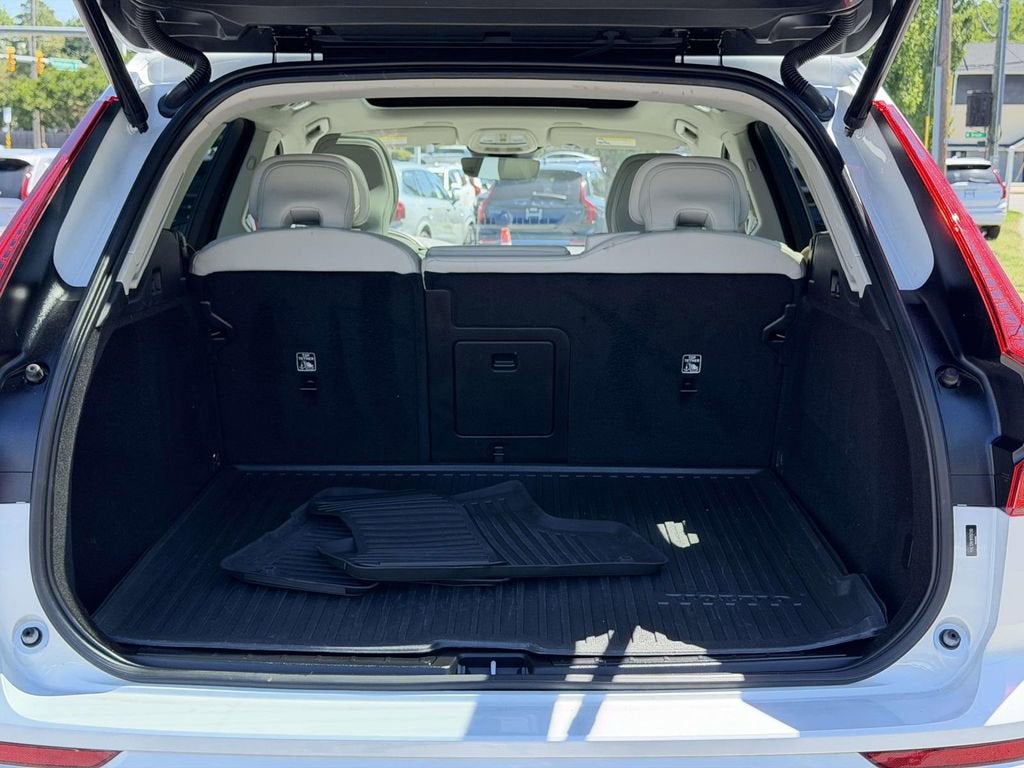 2024 Volvo XC60 B5 Core