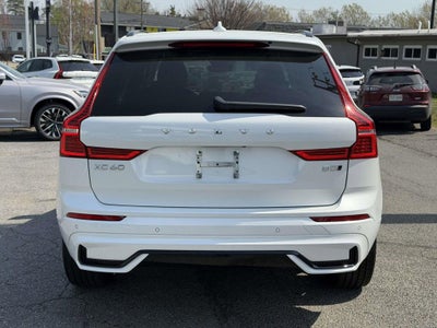 2024 Volvo XC60 B5 Plus Dark Theme