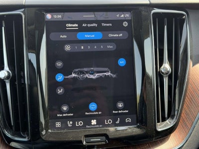 2024 Volvo XC60 B5 Plus Dark Theme