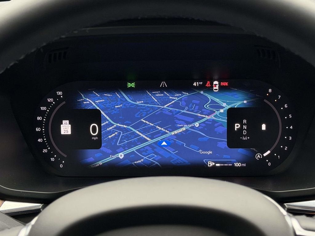 2024 Volvo XC60 B5 Plus Dark Theme