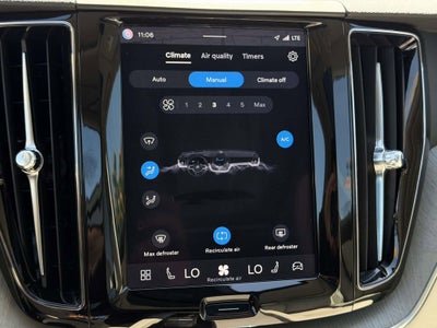 2024 Volvo XC60 B5 Plus Dark Theme