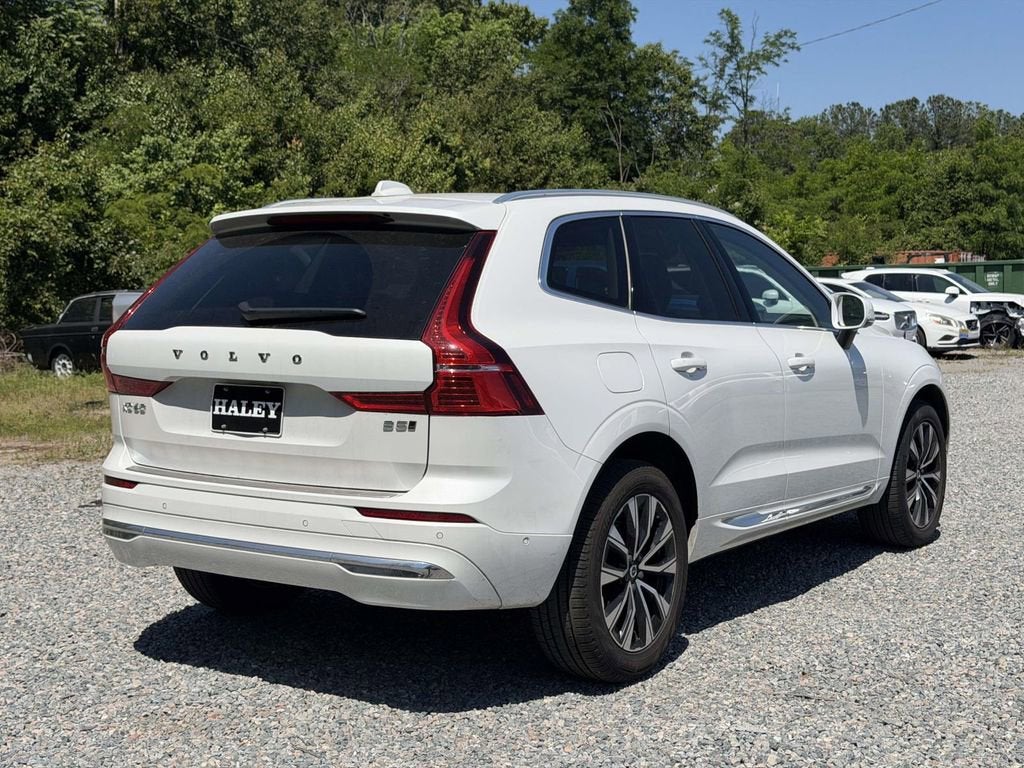 2023 Volvo XC60 B5 Plus Bright Theme