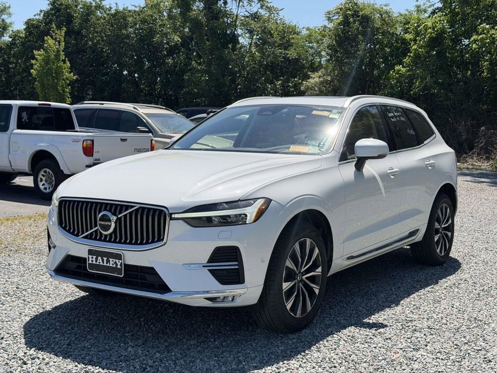 2023 Volvo XC60 B5 Plus Bright Theme