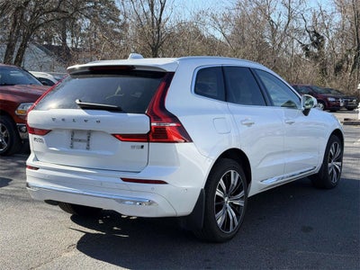 2023 Volvo XC60 B5 Plus Bright Theme