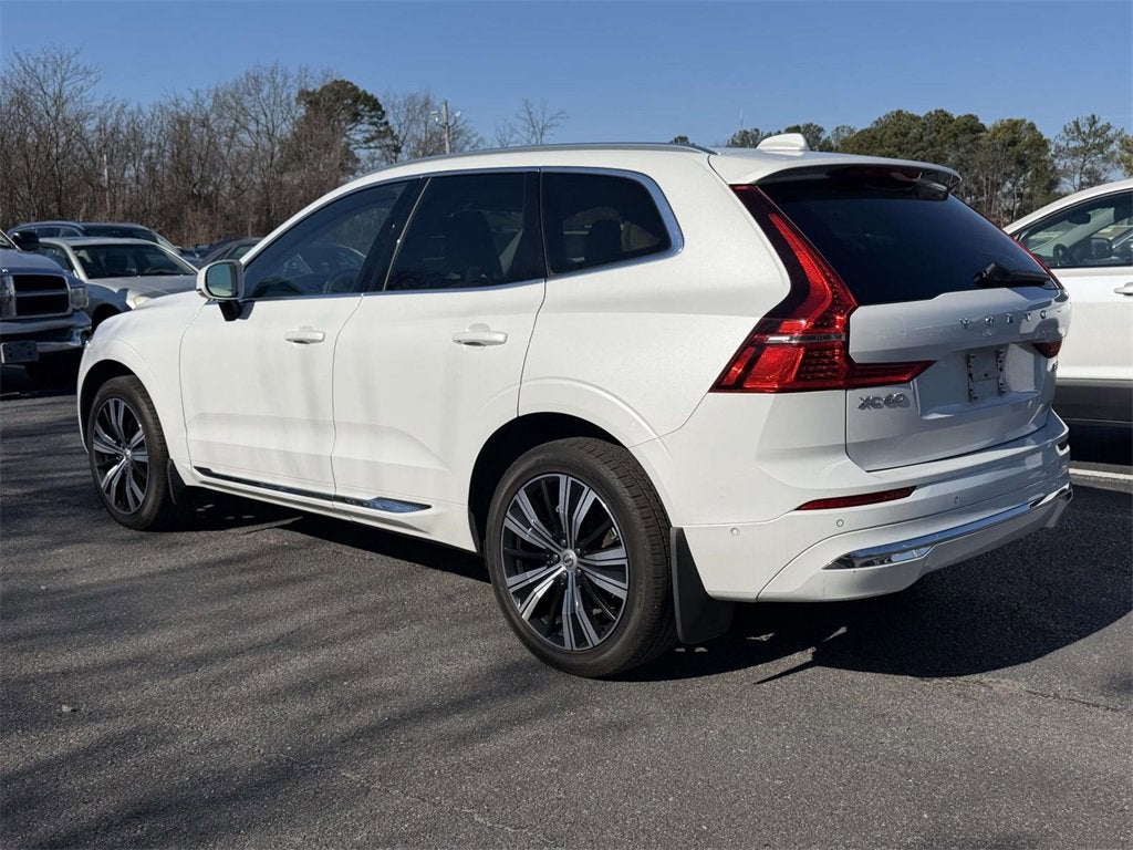 2023 Volvo XC60 B5 Plus Bright Theme