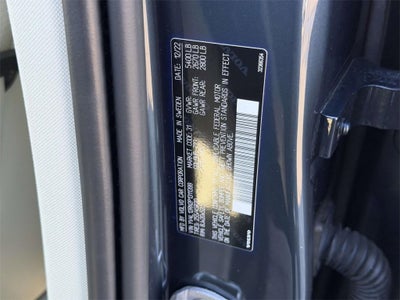 2023 Volvo XC60 B5 Plus Bright Theme