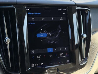 2023 Volvo XC60 B5 Plus Bright Theme