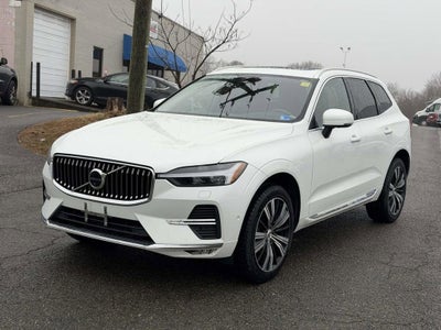 2023 Volvo XC60 B5 Plus Bright Theme