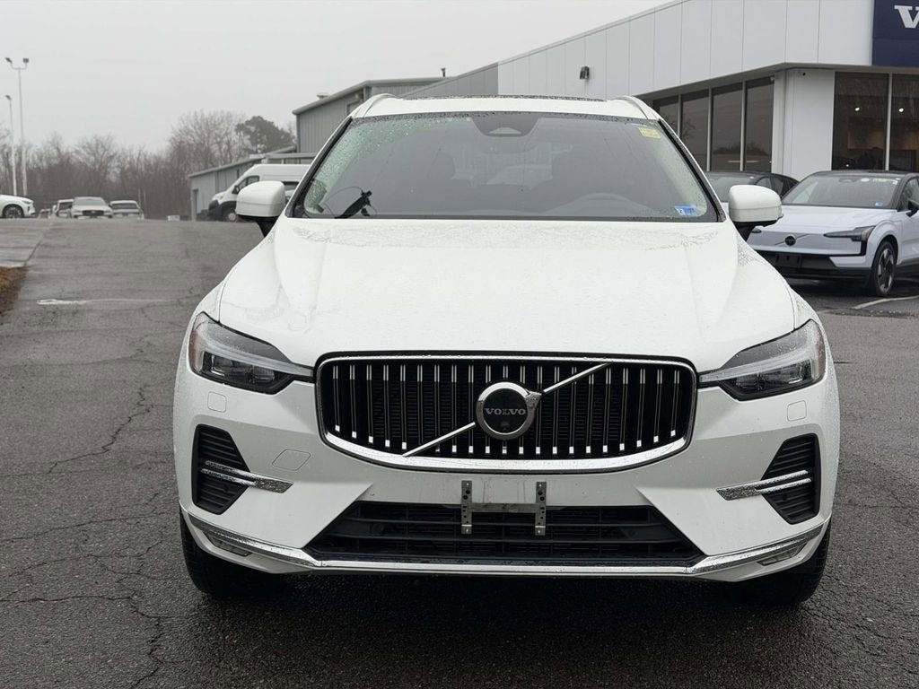 2023 Volvo XC60 B5 Plus Bright Theme