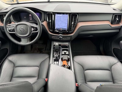 2023 Volvo XC60 B5 Plus Bright Theme