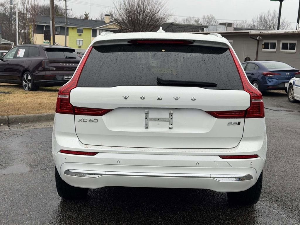 2023 Volvo XC60 B5 Plus Bright Theme