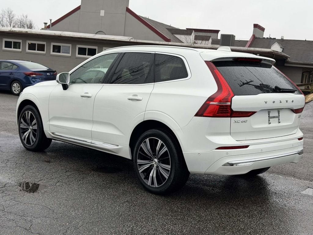 2023 Volvo XC60 B5 Plus Bright Theme