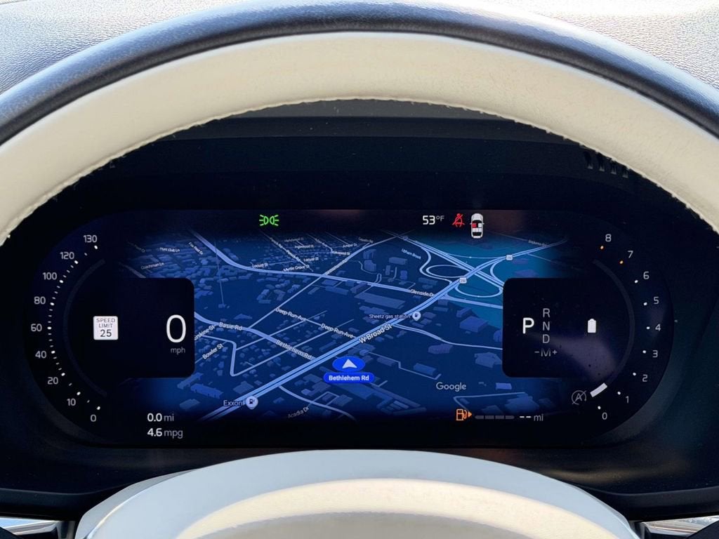 2023 Volvo XC60 B5 Plus Dark Theme