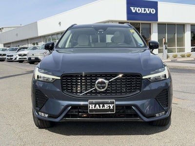 2023 Volvo XC60 B5 Plus Dark Theme