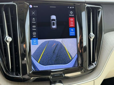 2023 Volvo XC60 B5 Plus Dark Theme