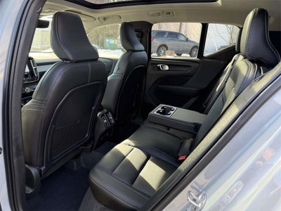 2026 Volvo XC40 Plus