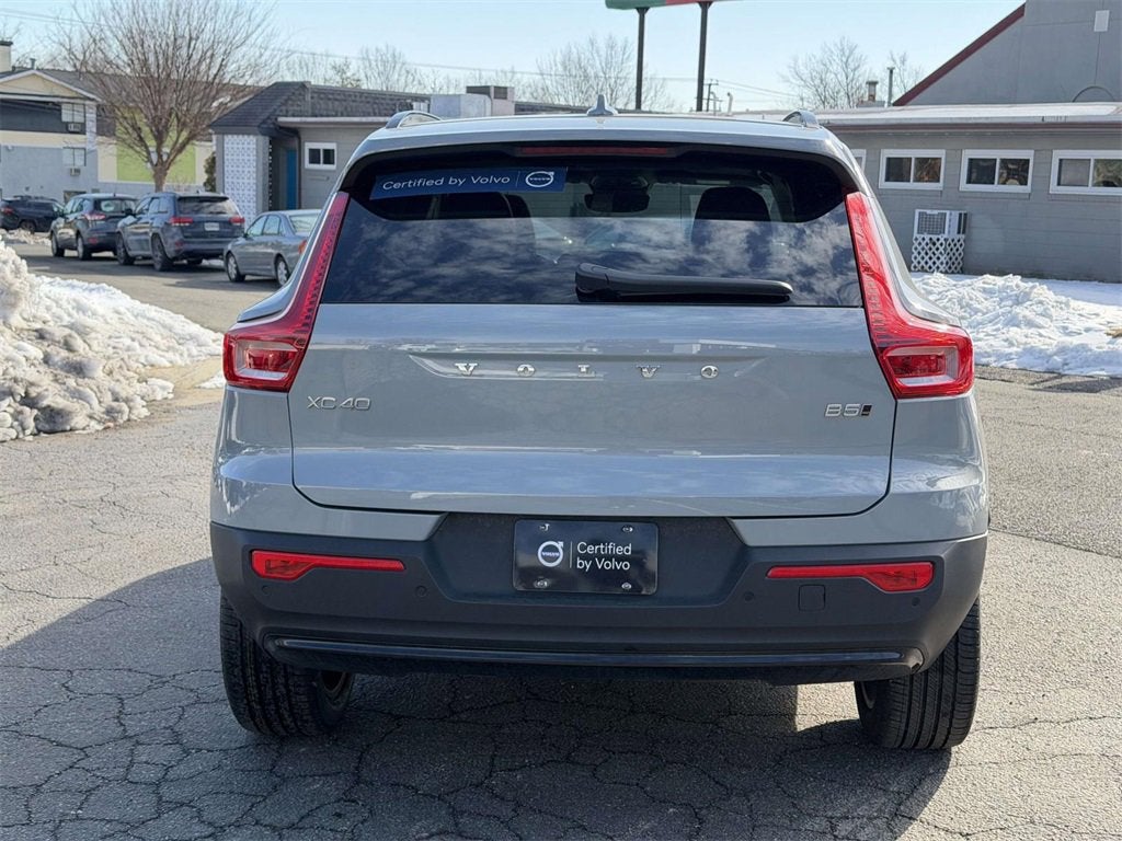 2026 Volvo XC40 Plus