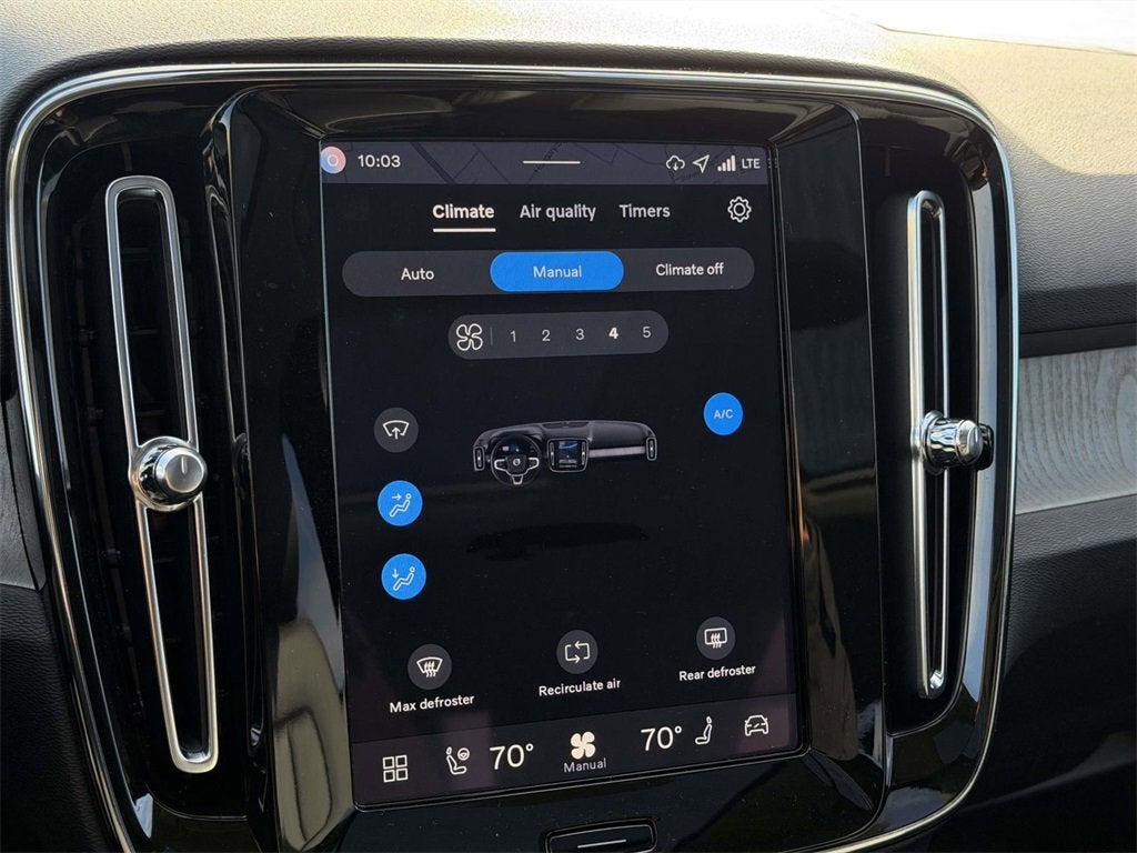 2026 Volvo XC40 Plus