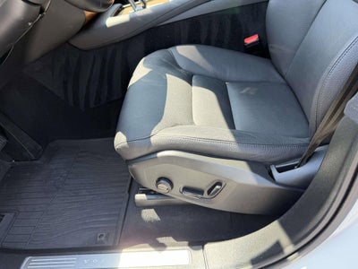 2025 Volvo XC90 B5 Plus