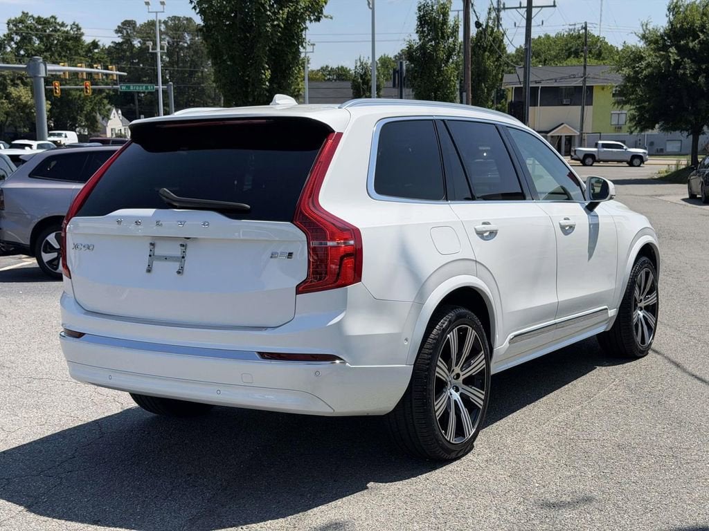 2025 Volvo XC90 B5 Plus