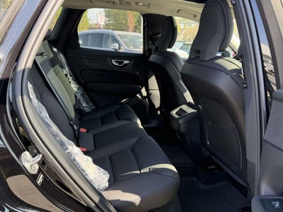 2026 Volvo XC60 Plus