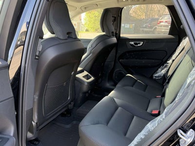 2026 Volvo XC60 Plus