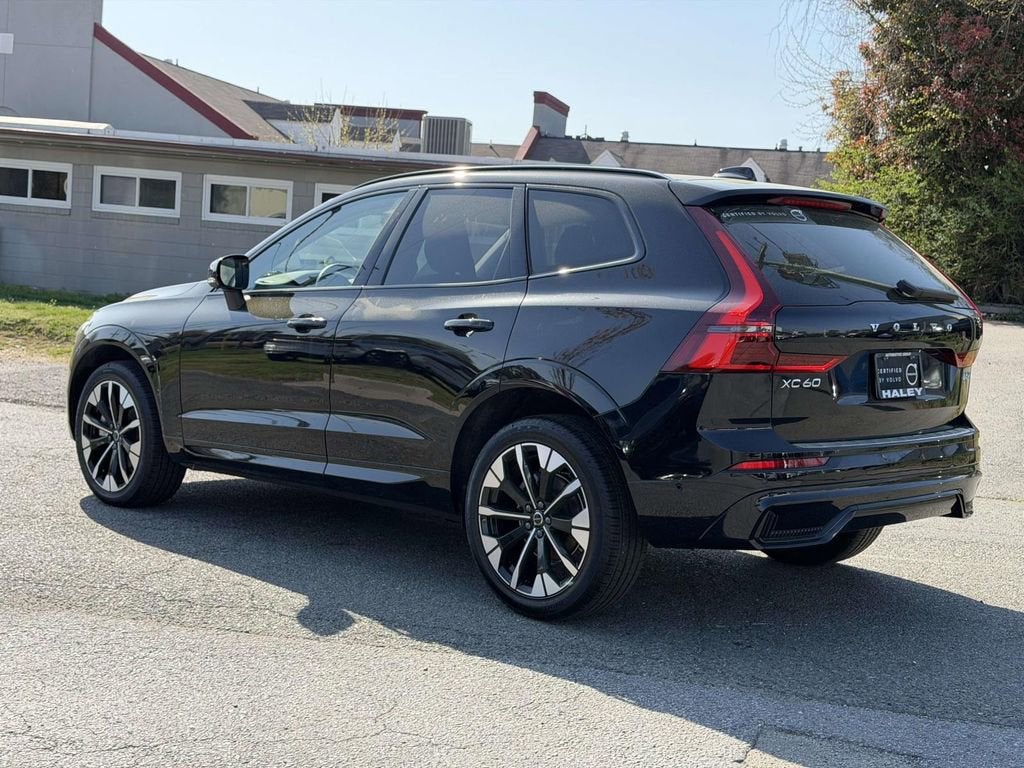 2026 Volvo XC60 Plus
