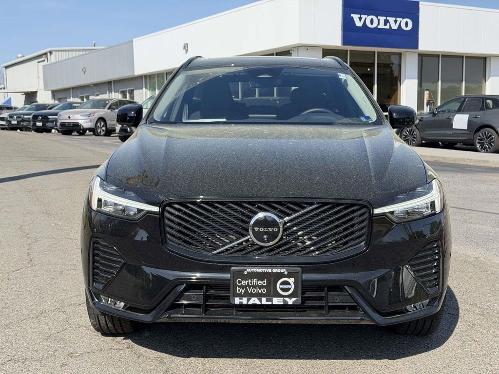 2026 Volvo XC60 Plus