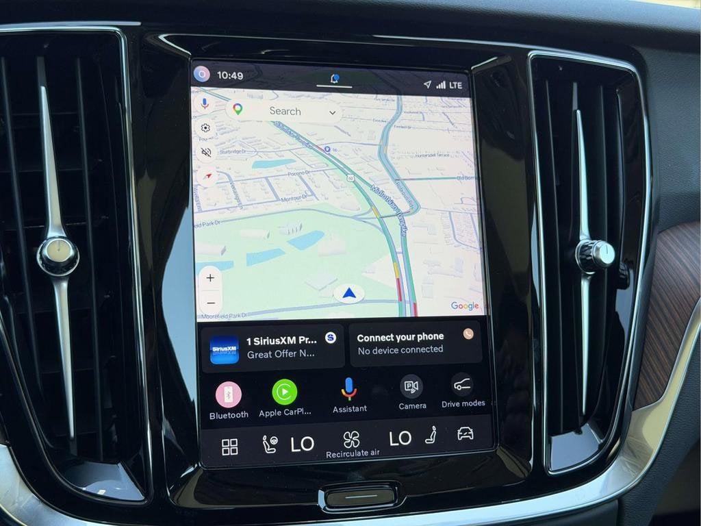 2023 Volvo S60 Recharge Plug-In Hybrid T8 Plus Dark Theme