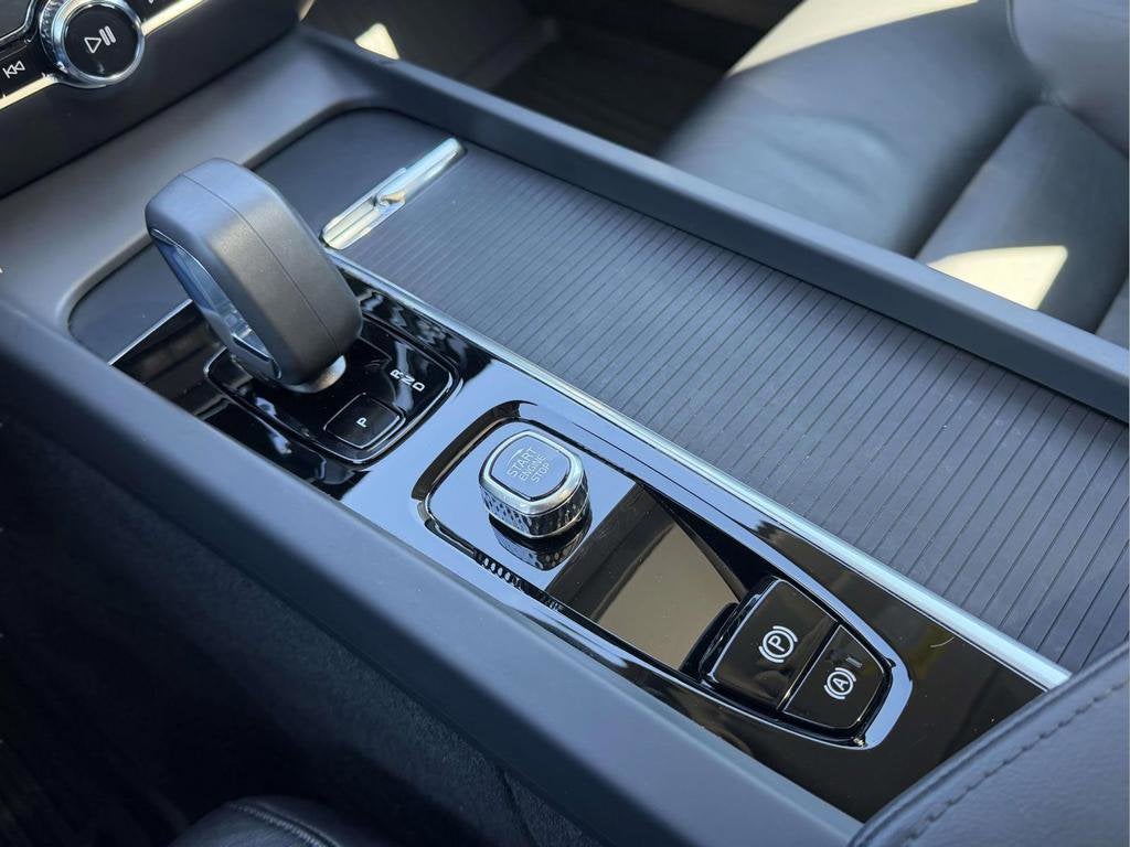 2025 Volvo S60 B5 Core