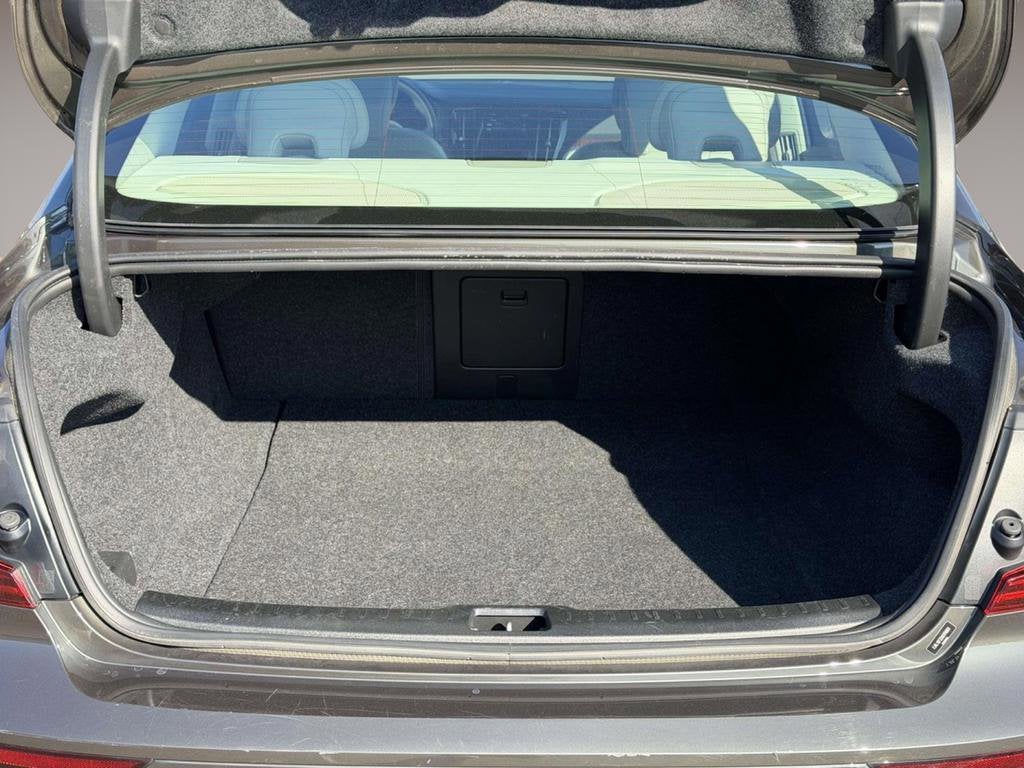 2022 Volvo S60 B5 Momentum