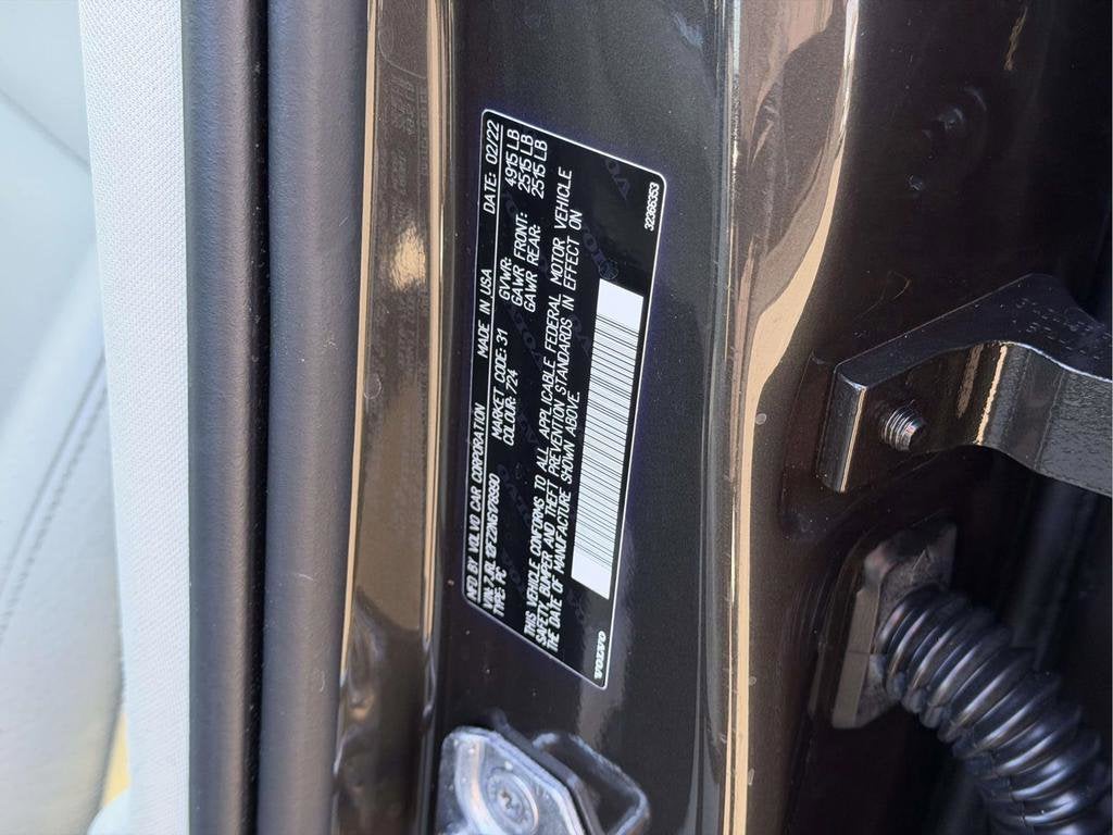 2022 Volvo S60 B5 Momentum