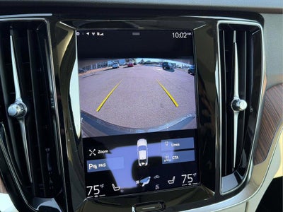 2022 Volvo S60 B5 Momentum