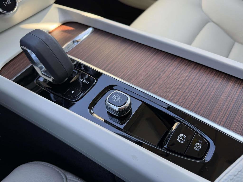 2022 Volvo S60 B5 Momentum