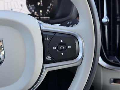 2022 Volvo S60 B5 Momentum