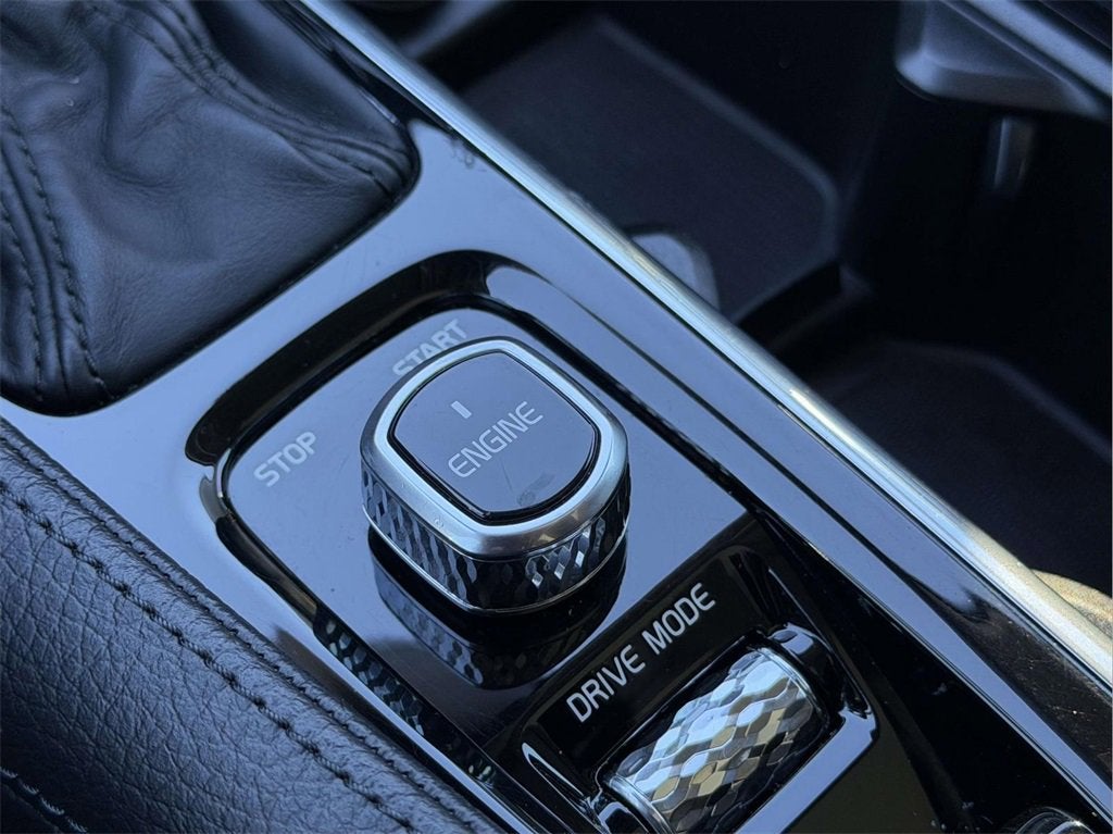 2018 Volvo S90 T6 Momentum