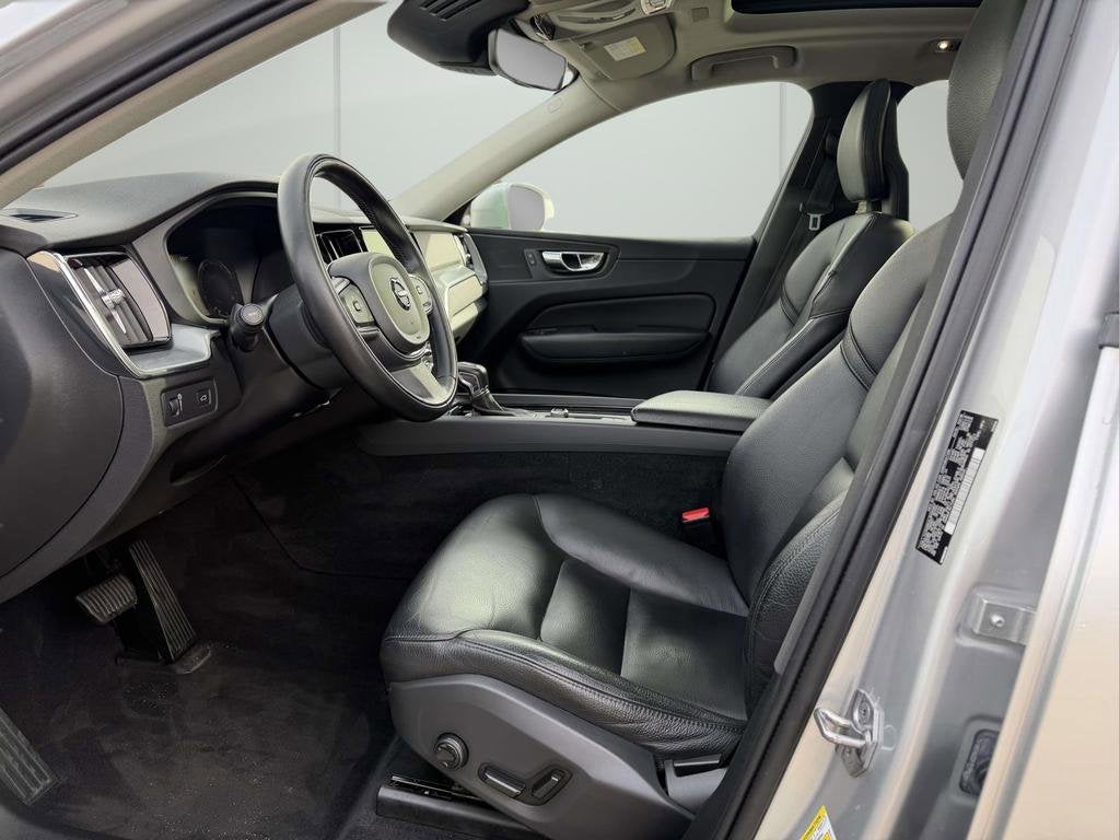 2018 Volvo XC60 T5 Momentum