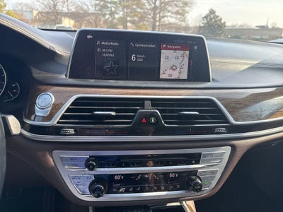 2018 BMW 7 Series 740e xDrive iPerformance