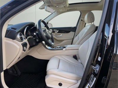 2019 Mercedes-Benz GLC GLC 300