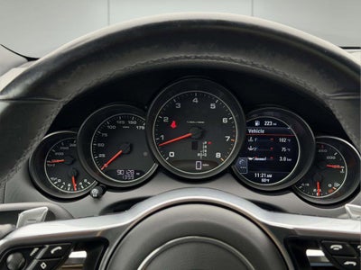 2016 Porsche Cayenne Base