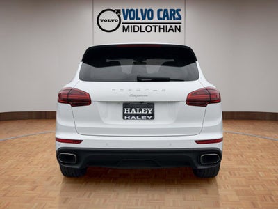 2016 Porsche Cayenne Base