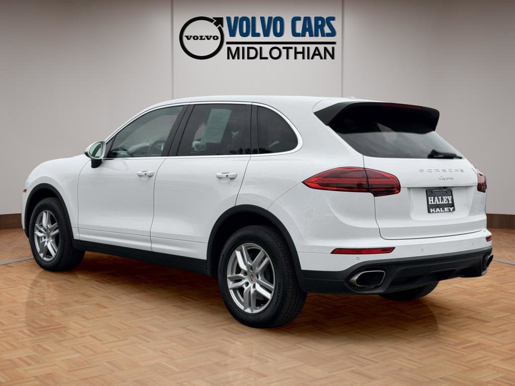 2016 Porsche Cayenne Base