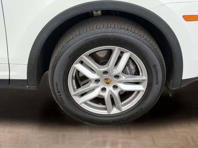 2016 Porsche Cayenne Base