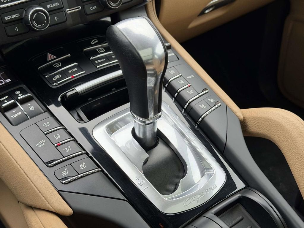 2016 Porsche Cayenne Base