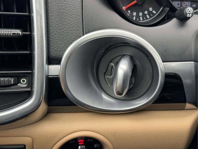 2016 Porsche Cayenne Base