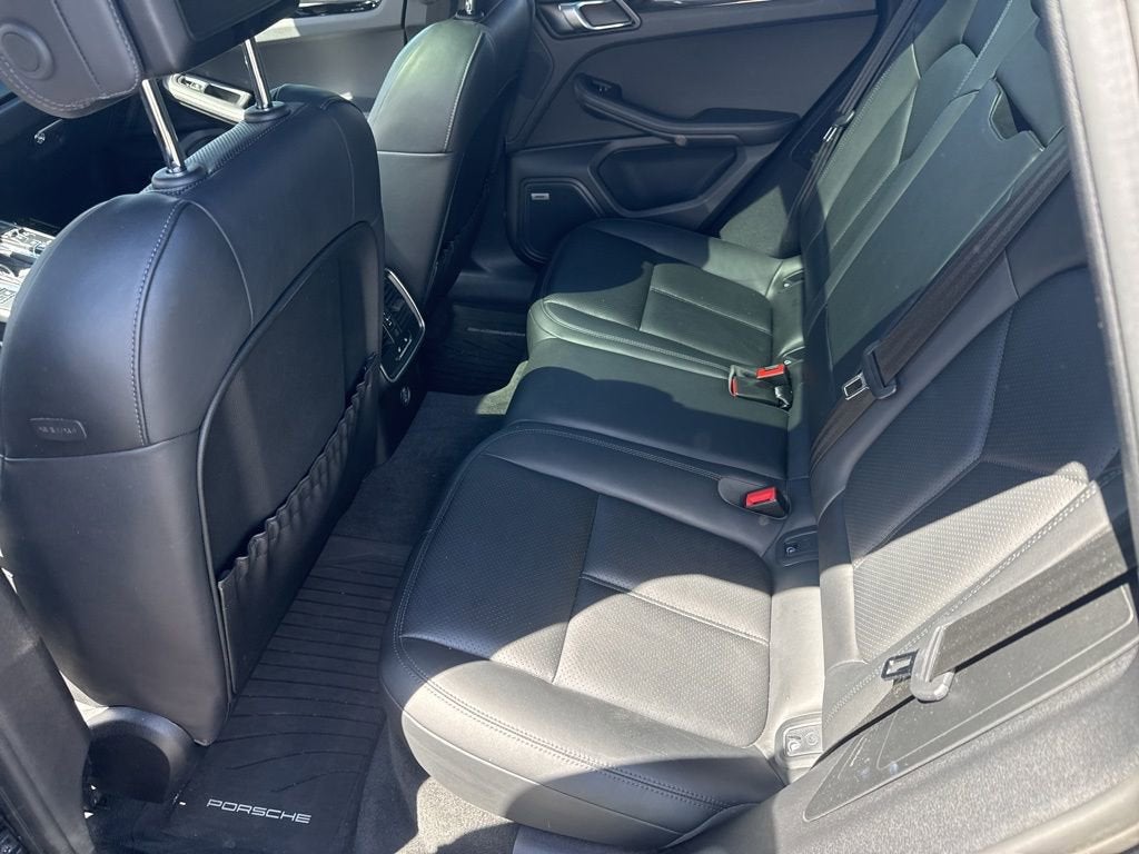 2019 Porsche Macan S