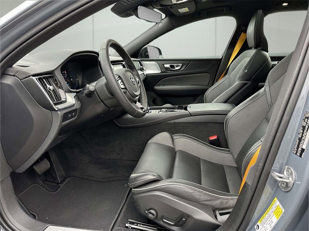 2024 Volvo V60 Recharge Plug-In Hybrid T8 Polestar