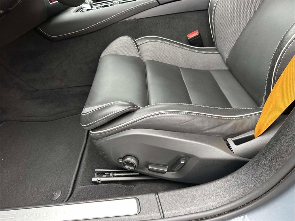 2024 Volvo V60 Recharge Plug-In Hybrid T8 Polestar